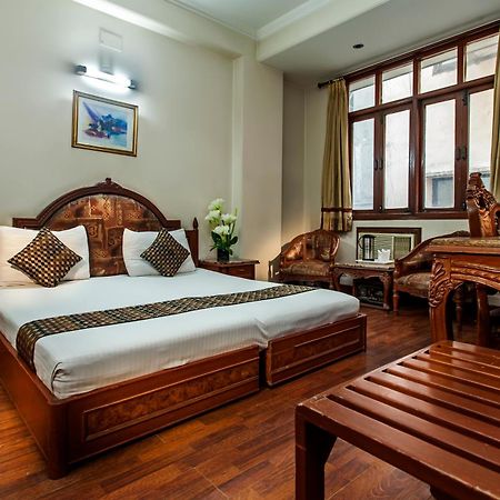 Hotel Sunstar Residency Delhi  Exterior photo