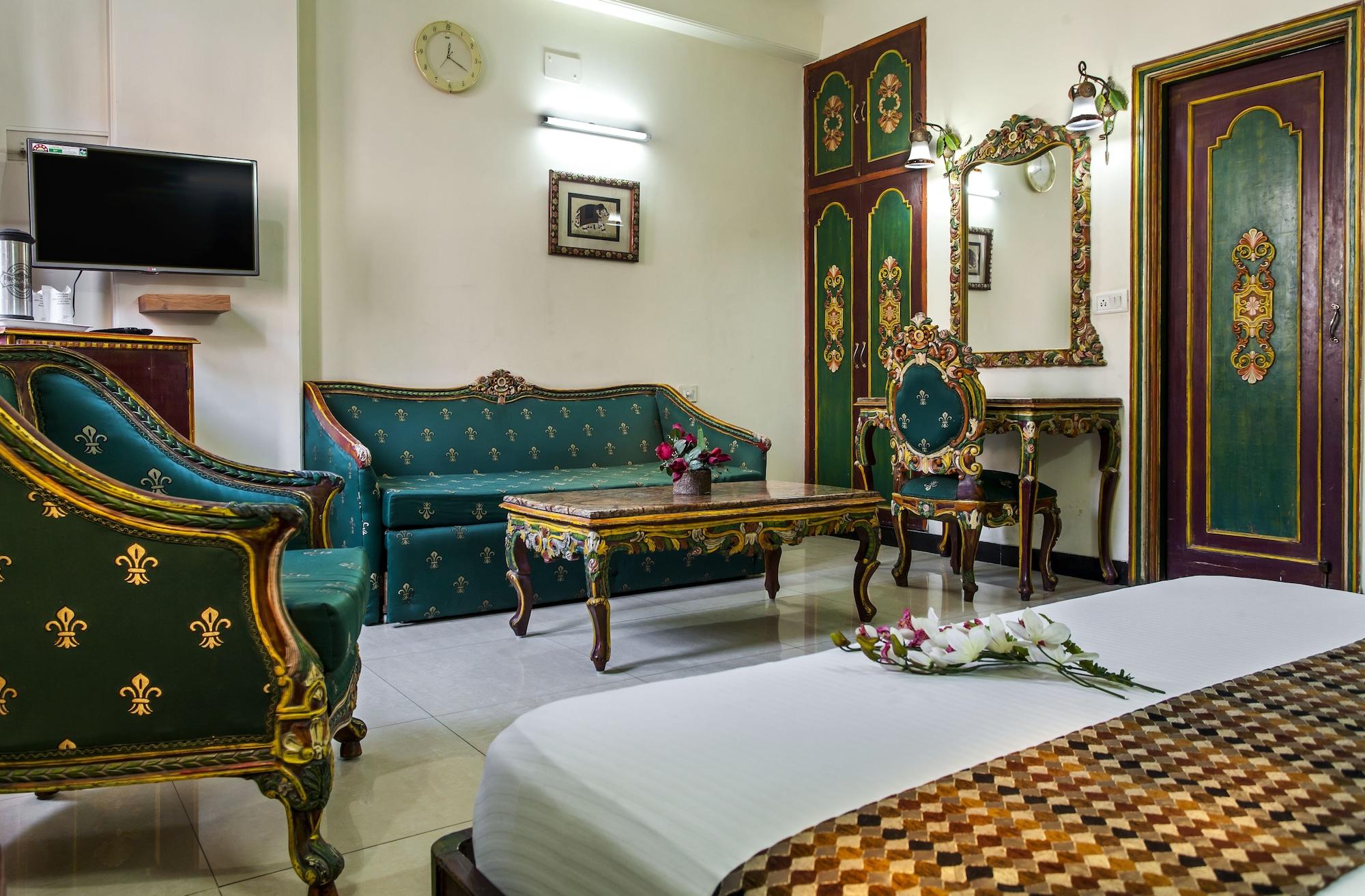Hotel Sunstar Residency Delhi  Exterior photo