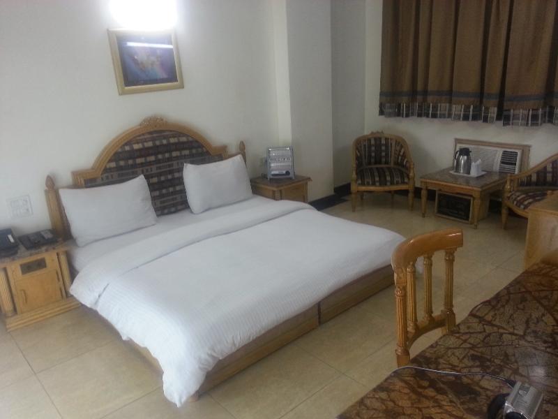 Hotel Sunstar Residency Delhi  Exterior photo